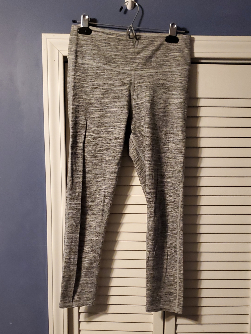 American Eagle Outfitters Grey Space-Dye Leggings